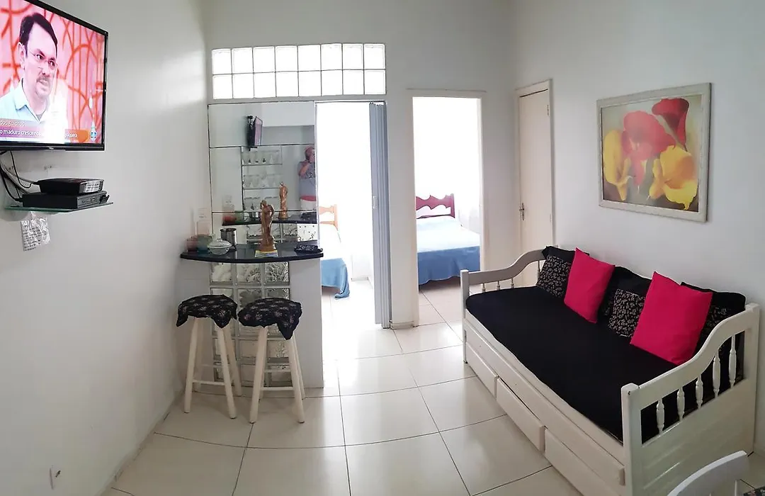Apartamento com bar Av Copacabana 479 ap 201-1
